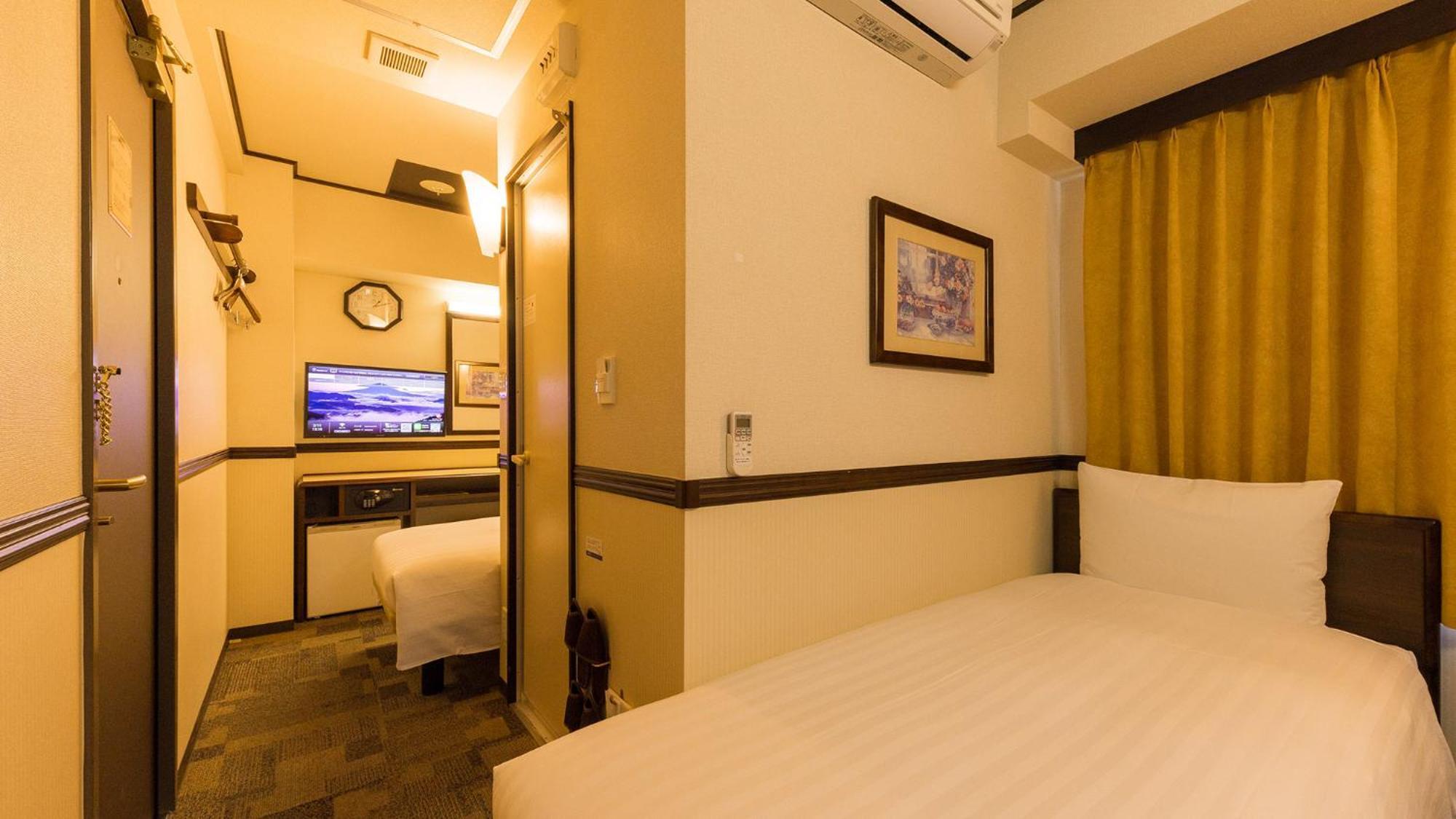 Toyoko Inn Osaka Shinsaibashi Nishi Pokoj fotografie