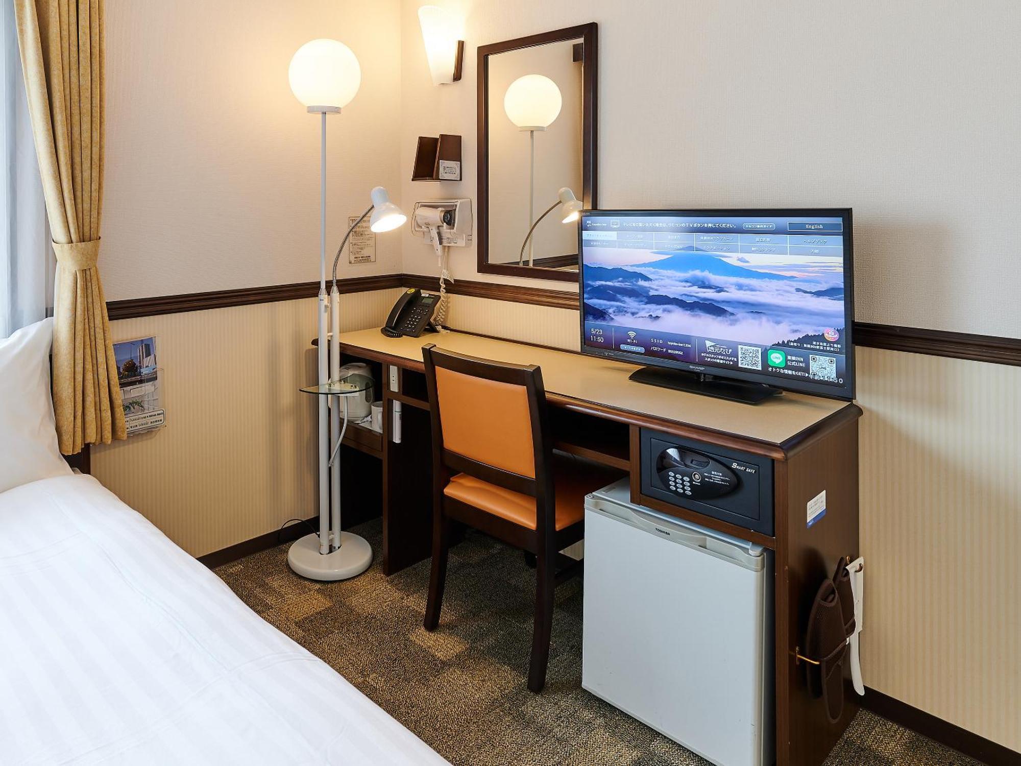 Toyoko Inn Osaka Shinsaibashi Nishi Pokoj fotografie